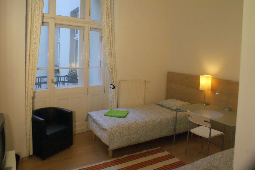 Central Station Hostel Warsaw Room photo